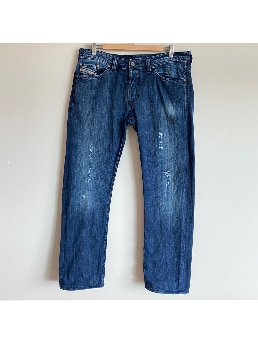 𝅺DIESEL VIKER Jeans Wash 008II Straight Leg Distressed Men's size 36 x 31 ITALY